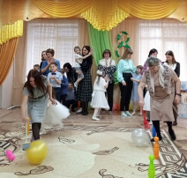 Развлечение в подготовительной группе Развлечение в подготовительной группе.
